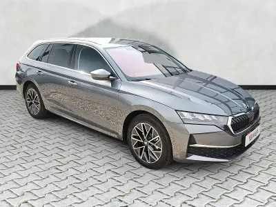 Neu Skoda Octavia Selection 150 PS (110 kW) 2026 Graphitegrau metallic Kombi