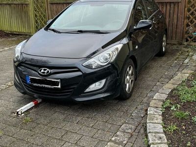 gebraucht Hyundai i30 1.4 Classic 218T-Km