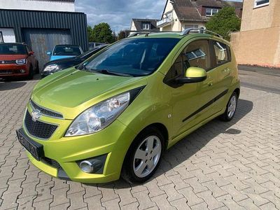 Usado Chevrolet Spark LT 82 CV (60 kW) 2012 Verde Utilitario