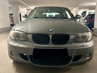 Gebraucht BMW 120 Sport Line 170 PS (125 kW) 2009 Grau Kleinwagen