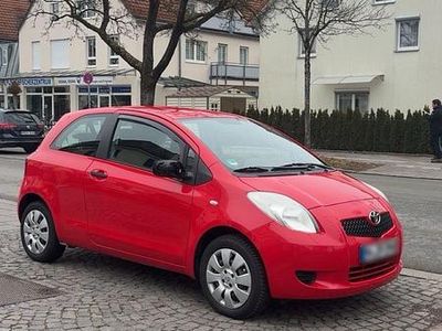 Gebraucht Toyota Yaris 70 PS (51 kW) 2007 Rot Kleinwagen