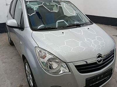 Second-hand Opel Agila Edition 86 CP (63 kW) 2009 Argintiu Hatchback
