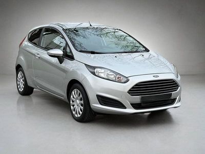 Gebraucht Ford Fiesta Trend 80 PS (58 kW) 2013 Silber Kleinwagen