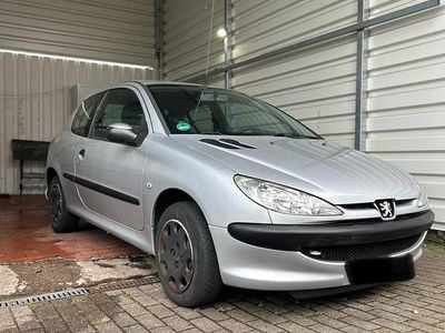 Usata Peugeot 206 60 CV (44 kW) 2005 Argento Coupé
