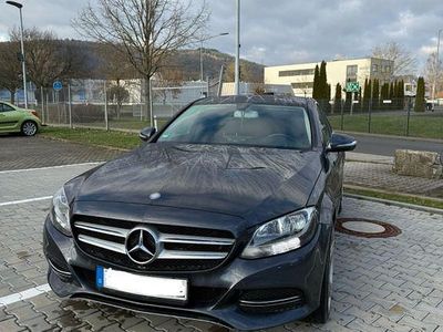 Grau Gebraucht 2014 Mercedes C200 Limousine | 17.500 € (Etwas zu teuer)