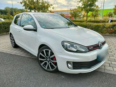 Gebraucht VW Golf VI Edition 210 PS (154 kW) 2011 Weiß Kleinwagen