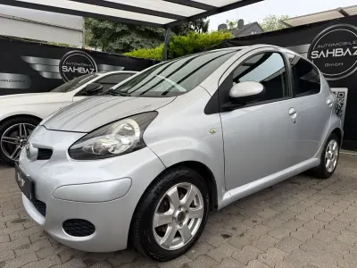 Gebraucht Toyota Aygo City 68 PS (50 kW) 2009 Silber Kleinwagen