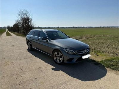 Gebraucht Mercedes C200 160 PS (117 kW) 2019 Grau Limousine
