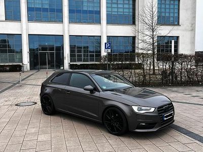 Gebraucht Audi A3 Comfort 150 PS (110 kW) 2013 Grau Limousine