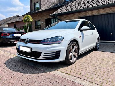 gebraucht VW Golf 