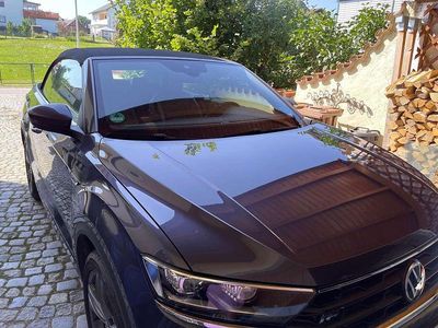 Second-hand VW T-Roc Cabriolet Active 150 CP (110 kW) 2021 Albastru Cabrio