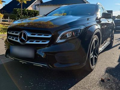 Mercedes GLA200