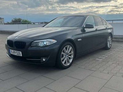 BMW 528