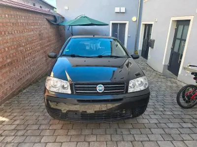 Gebraucht Fiat Punto 60 PS (44 kW) 2006 Schwarz Kleinwagen