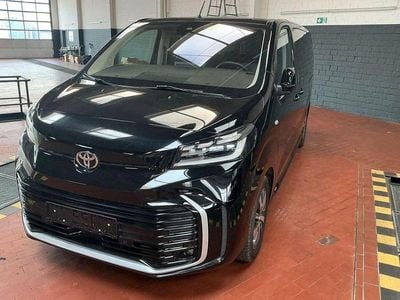 Gebraucht Toyota Proace Verso Team 177 PS (130 kW) 2024 Black pearl Kombi