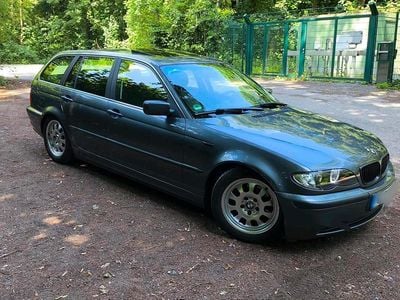 Używany BMW 320 170 KM (125 kW) 2002 Andere farben Kombi