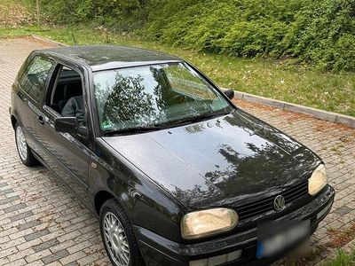 Gebraucht VW Golf III 75 PS (55 kW) 1997 Schwarz Kleinwagen