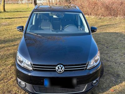 Gebraucht VW Touran 105 PS (77 kW) 2015 Schwarz Van / Kleinbus