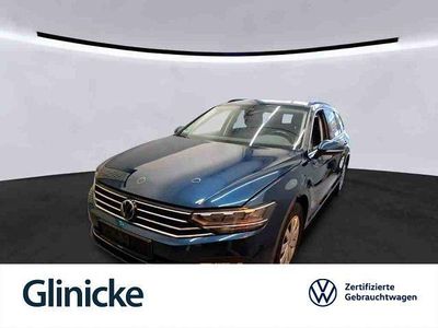 Gebraucht VW Passat Business 150 PS (110 kW) 2023 Aquamarinblau metallic Kombi