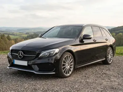 Gebraucht Mercedes C43 AMG AMG 367 PS (269 kW) 2017 Schwarz Limousine