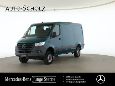 Gebraucht Mercedes Sprinter 163 PS (119 kW) 2020 Grün Van