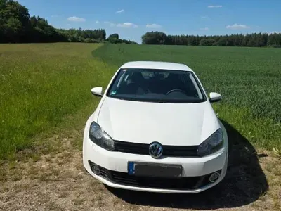 Gebraucht VW Golf VI Trendline 80 PS (58 kW) 2009 Weiß Kleinwagen