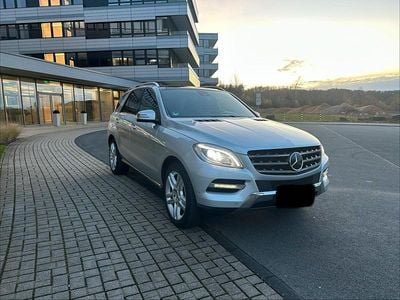 Gebraucht Mercedes ML350 258 PS (189 kW) 2012 Silber SUV