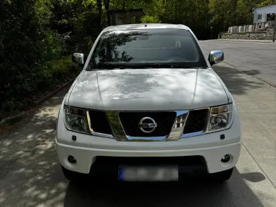Usata Nissan Navara 2009 Bianco Pick-up