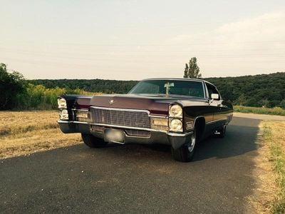 Usata Cadillac Deville 375 CV (275 kW) 1968 Marrone Berlina