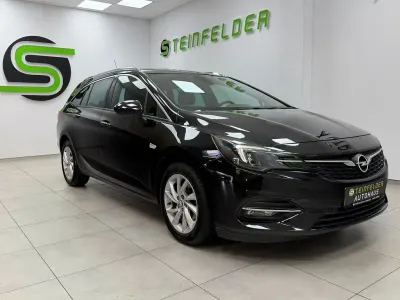 Używany Opel Astra 131 KM (96 kW) 2022 Czarny Hatchback