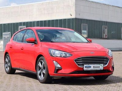 Race red Gebraucht 2019 Ford Focus Cool & Connect Limousine | 11.827 € (Fairer Preis)