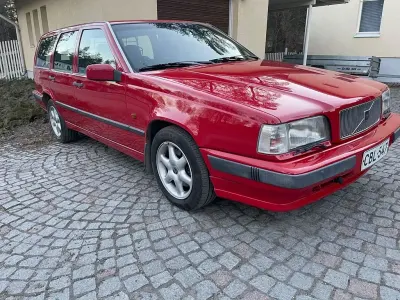 Gebraucht Volvo 850 144 PS (105 kW) 1994 Rot Kombi
