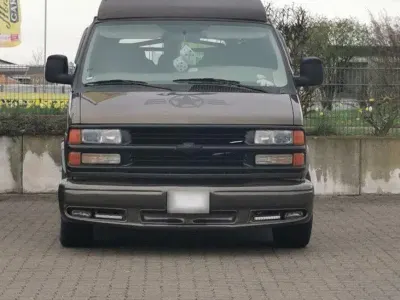 Gebraucht Chevrolet Express 254 PS (186 kW) 1999 Braun Van