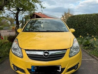Używany Opel Corsa 60 KM (44 kW) 2009 Żółty Hatchback