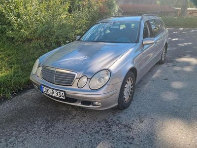 Mercedes E220
