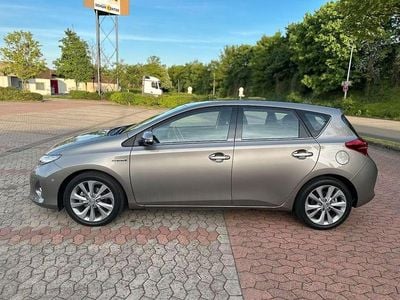 Gebraucht Toyota Auris 136 PS (100 kW) 2014 Limousine