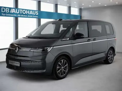 Gebraucht VW Multivan Style 204 PS (150 kW) 2023 Grau Van / Kleinbus