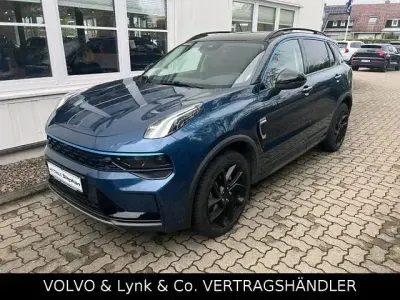 Second-hand Lynk & Co 01 261 CP (191 kW) 2022 Albastru SUV
