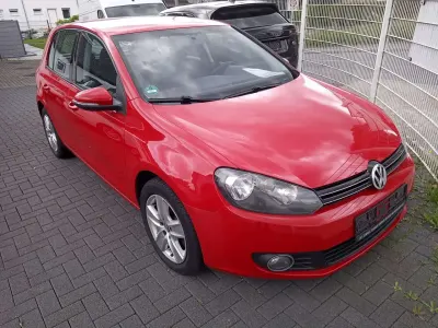 Gebraucht VW Golf VI Comfortline 122 PS (89 kW) 2009 Tornadorot Kleinwagen