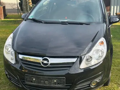 Używany Opel Corsa 80 KM (58 kW) 2007 Czarny Hatchback