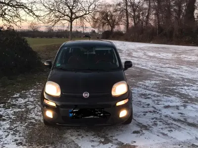 Używany Fiat Panda 86 KM (63 kW) 2013 Czarny Hatchback