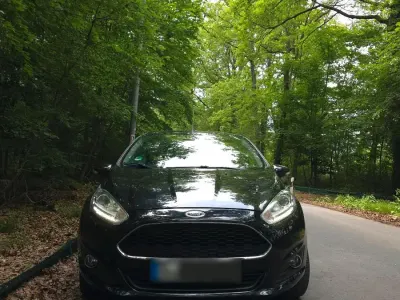 Usata Ford Fiesta SYNC Edition 80 CV (58 kW) 2016 Nero Utilitaria