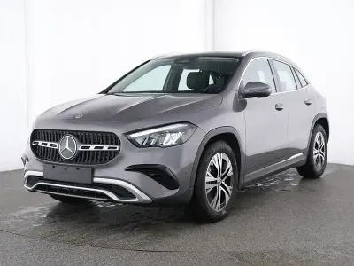 Usata Mercedes GLA200 Progressive 150 CV (110 kW) 2025 Grigio SUV