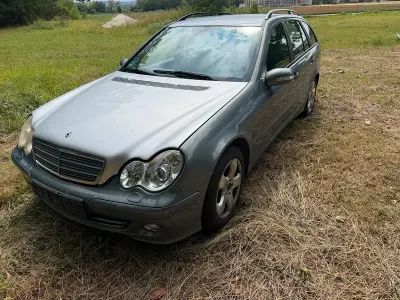Gebraucht Mercedes C180 143 PS (105 kW) 2004 Grau Kombi