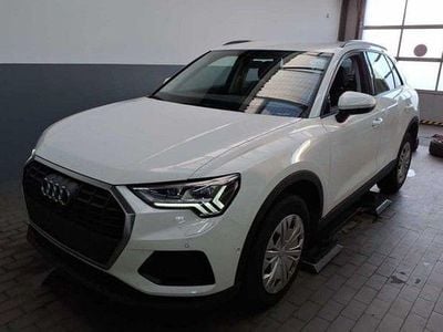 Weiß Gebraucht 2023 Audi Q3 Sport SUV | 31.990 € (Fairer Preis)