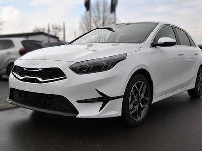 Gebraucht Kia Ceed Platinum 140 PS (102 kW) 2025 Weiß Kleinwagen