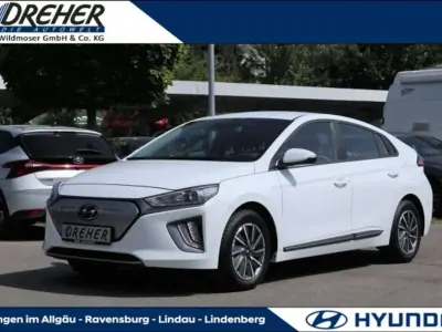 Gebraucht Hyundai Ioniq Trend 100 kW (136 PS) 2022 Polar white Kleinwagen
