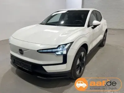 Gebraucht Volvo EX30 Core 200 kW (272 PS) 2024 Crystal white SUV