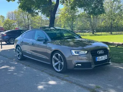 Gebraucht Audi A5 Sportback Sport 150 PS (110 kW) 2016 Braun Kleinwagen