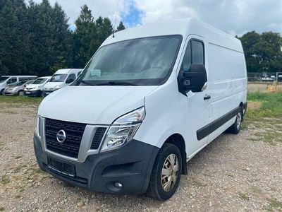 Nissan NV400